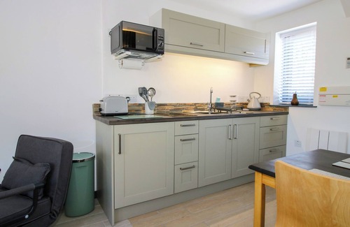 Bromlow Cottage | Stiper View Barn 1