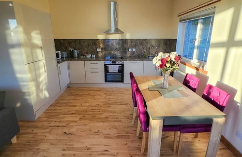East Lothian Ski Chalet | Stobhill 2 Bedroom House W/sofa bed - Gorebridge