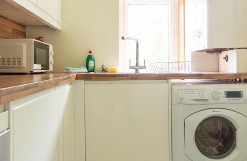 Paisley Apartment | Stock Street Apartment
