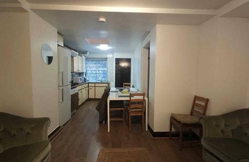 Larkhall Apartment | Stockwell Station Single Room