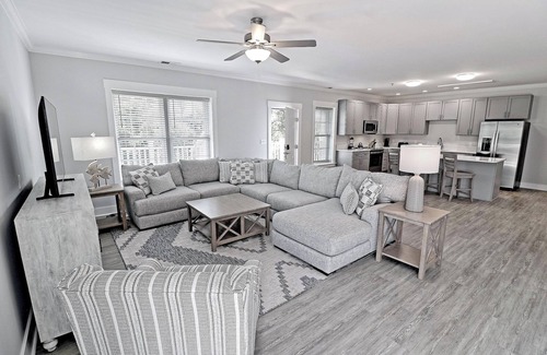 Bald Head Island Condo | Stoked Village Condo- Anchors Away/Deep Blue