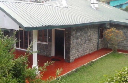 Nuwara Eliya House | Stone Bungalow