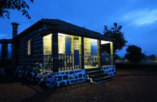 Ribeira Grande Cottage | Stone Cottage - Beautiful Views Sea /Mountain - Near the Beach