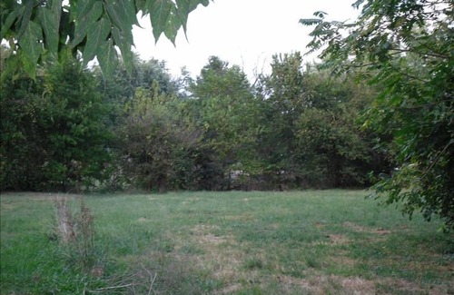 Lexington House | Stone Cottage @ Calumet Spring On 4 Beautiful Acres Of Kentucky Bluegrass!