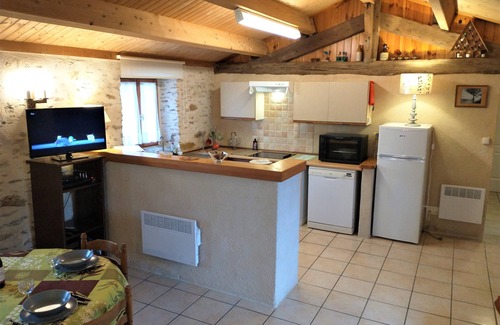 La Chaize-Giraud Cottage | Stone Cottage, 5 km from Brétignolles sur mer, heated swimming pool