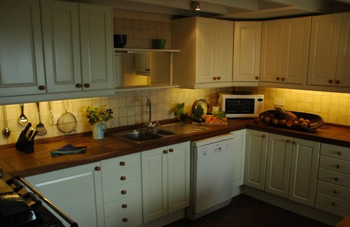 Brecon Cottage | Stone Cottage, with additional Garden Suite & Studio, in heart of Brecon Beacons