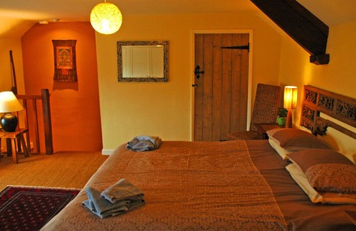 Brecon Cottage | Stone Cottage, with additional Garden Suite & Studio, in heart of Brecon Beacons