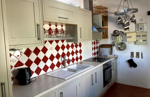 Tourbes Cottage | Stone Cottage With Private Pool Set Within Ancient Vineyards Near Pezenas