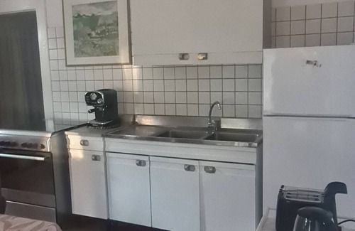 Putignano Cottage | Stone farmhouse surrounded by greenery with shared pool