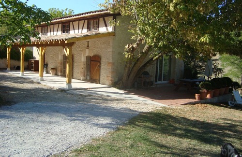 Beaugas House | Stone farmhouse with swimming pool on 20ha of meadows and woods