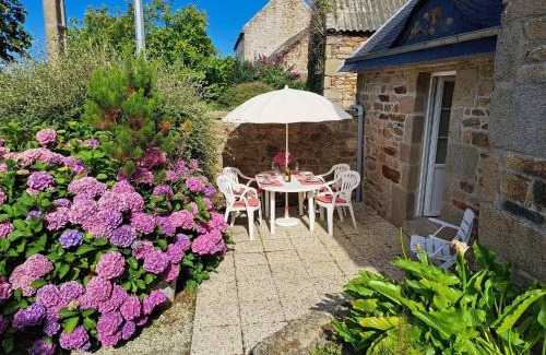 Lannilis House | Stone House in Brittany near the Sea