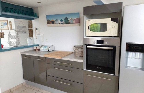 Ploudalmezeau House | Stone House in Portsall near Treompan Beach