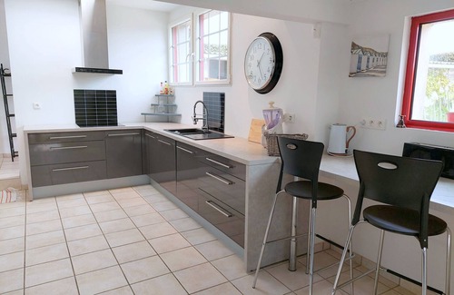 Ploudalmezeau House | Stone House in Portsall near Treompan Beach