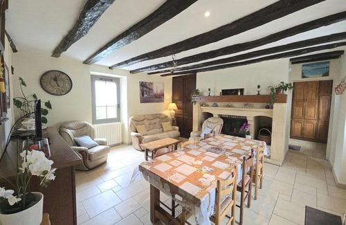 Marquay Cottage | Stone house with garden and parking near Sarlat
