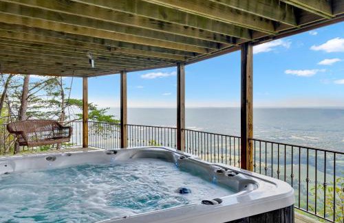 Trenton House | Stone Ledge Refuge with private hot tub