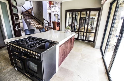 Knysna Central Villa | Stone Manor Villa Knysna