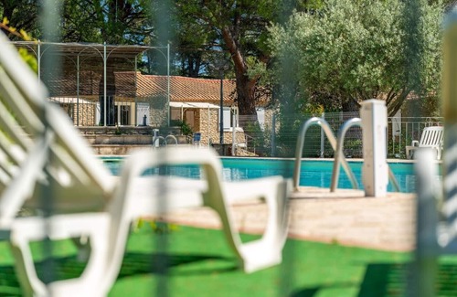 La Roque-sur-Pernes House | Stone Residence in the Heart of Provence