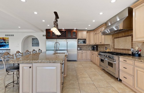 Osage Beach House | Stone's Mansion in Osage Beach MO