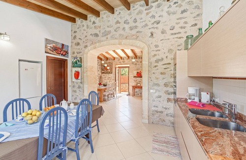 Capdepera Villa | Stone-villa in a rural idyll with pool– Villa Mamici