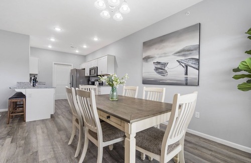 Branson West Condo | Stonebridge Resort, Golf Course, Pools, Upgraded Decor, Free Tickets