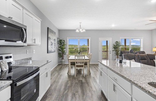 Branson West Condo | Stonebridge Resort, Golf Course, Pools, Upgraded Decor, Free Tickets