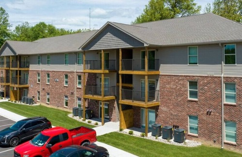 New Albany Apartment | Stonecrest 716, 2Bd Apt I Free Parking I Pool