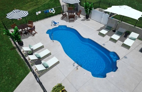 New Albany Apartment | Stonecrest 717, 2Bd Apt I Free Parking I Pool
