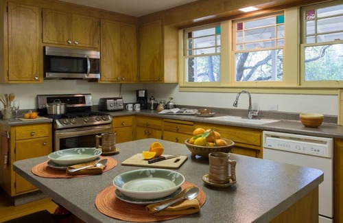 Clear Lake House | Stonehouse Lodge, Private Cottage on Winery & Vineyard Property