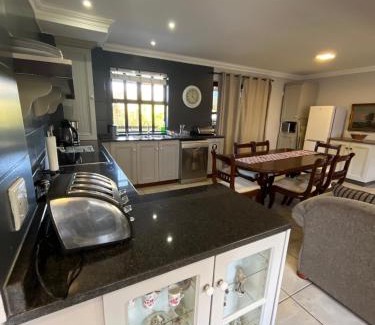 Plettenberg Bay House | Stoneridge Large Family Cottage