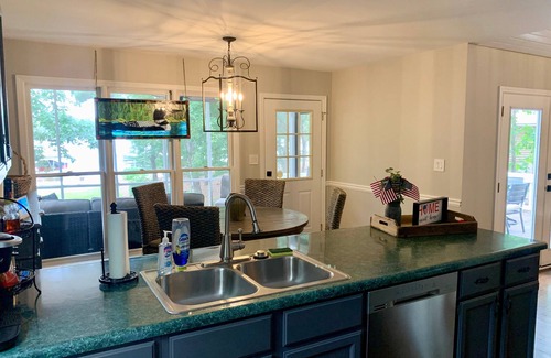 Lake Oconee Cottage | StoneRidge Sanctuary Beautifully located on the Richland Creek side of the lake!