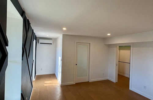 Canton House | STONES THROW CHATEAU: Modern-Rustic 4 BR/2BA Mtn View Home close to EVERYTHINGnn