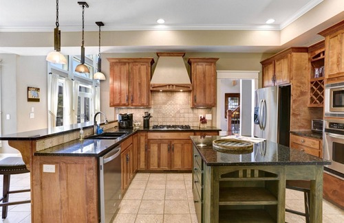 Foxfire Estates Cabin | Stoneview Villa - Majestic Retreat, Patio with Fireplace, Mtn View, Hot Tub.