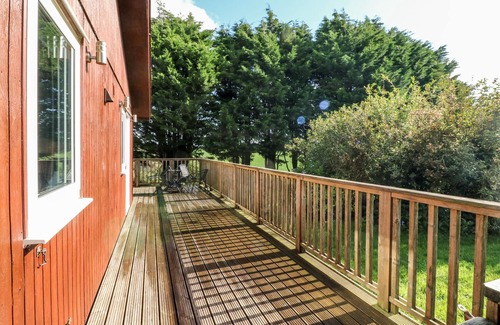 Woolfardisworthy Cottage | STONEWOOD LODGE, pet friendly in Woolsery