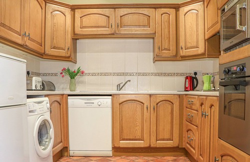 Templeton Cottage | STONEY COTTAGE, pet friendly, with a garden in Narberth