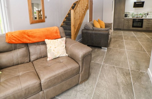 Greenhead Cottage | STONEY WALL, romantic, with hot tub in Haltwhistle