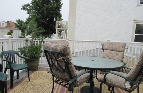 Stonington House | Stonington Borough - Private Townhome - Right in the Heart of "The Boro"
