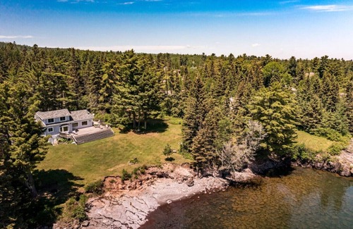 Two Harbors House | Stony Point Beach House on Lake Superior, near Duluth