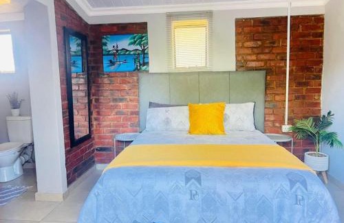 Rustenburg Bed & Breakfast | STORGE LODGE AND EVENTS VENUE