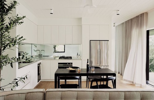 Bangalow Cabin | Storm Cabin Rockpool Farm Byron Bay