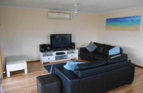 Port Vincent House | Stormbird Retreat - Port Vincent