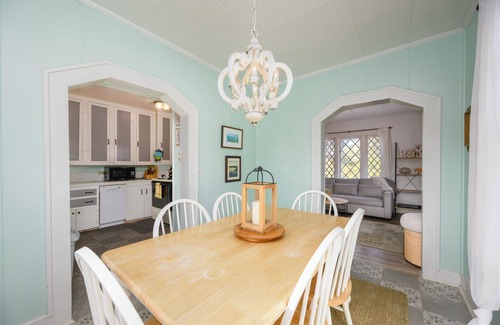 Rockaway Beach Cottage | Storybook Beach Cottage *Retreat* at Twin Rocks