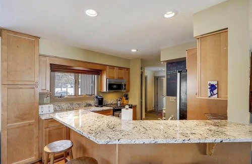 Stowe Area House | Stowe Base Camp 21: 3 br, fireplace, a/c, decks, summer pool & community amenities!