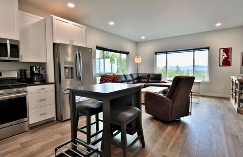 Port Angeles House | Strait to Forest- Family friendly w/water views