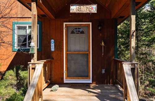 Cheboygan Cottage | Straits View Shores on Lake Huron