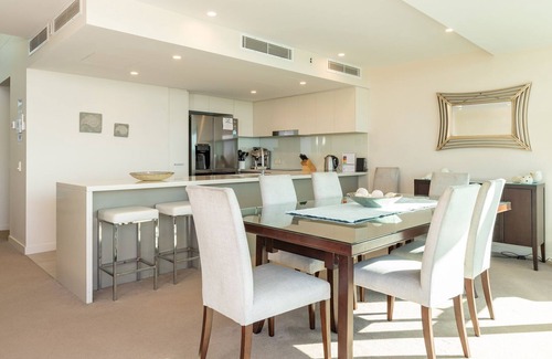 Forster Apartment | Strand Beachside 1003 - Penthouse