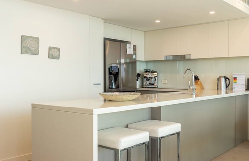 Forster Apartment | Strand Beachside 1003 - Penthouse