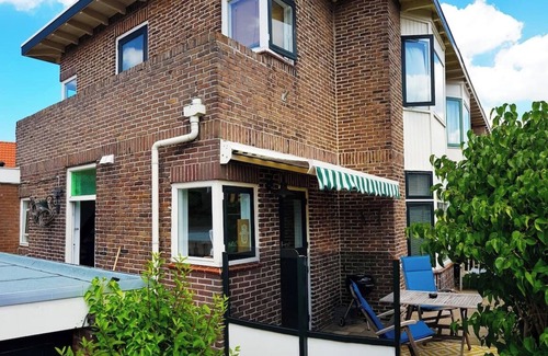 Noordwijk House | Strand en vakantiehuis Noordwijk, gratis parkeren.
