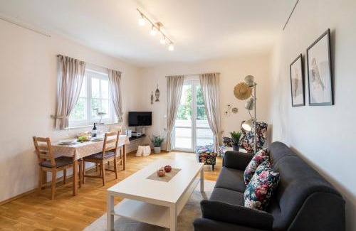 Ostseebad Ahrenshoop Apartment | Strandleben 04 - Erich Heckel