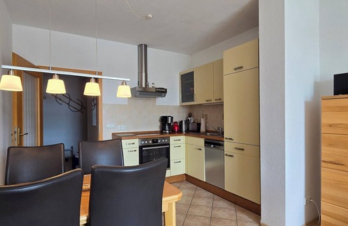 Graal Mueritz Apartment | Strandnahe 2-zi.r-fewo für 4 Pers. im 2. Obergeschoss mit Fahrstuhl