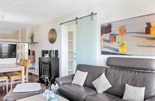 Wremen Apartment | Strandnahe Ferienwohnung mit Sauna und Tollem, Überdachtem Balkon mit Deichblick